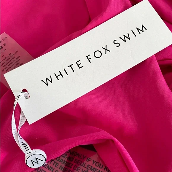 New $89 White Fox Columbia Hot Pink Bodycon One Piece MEDIUM - Picture 5 of 16